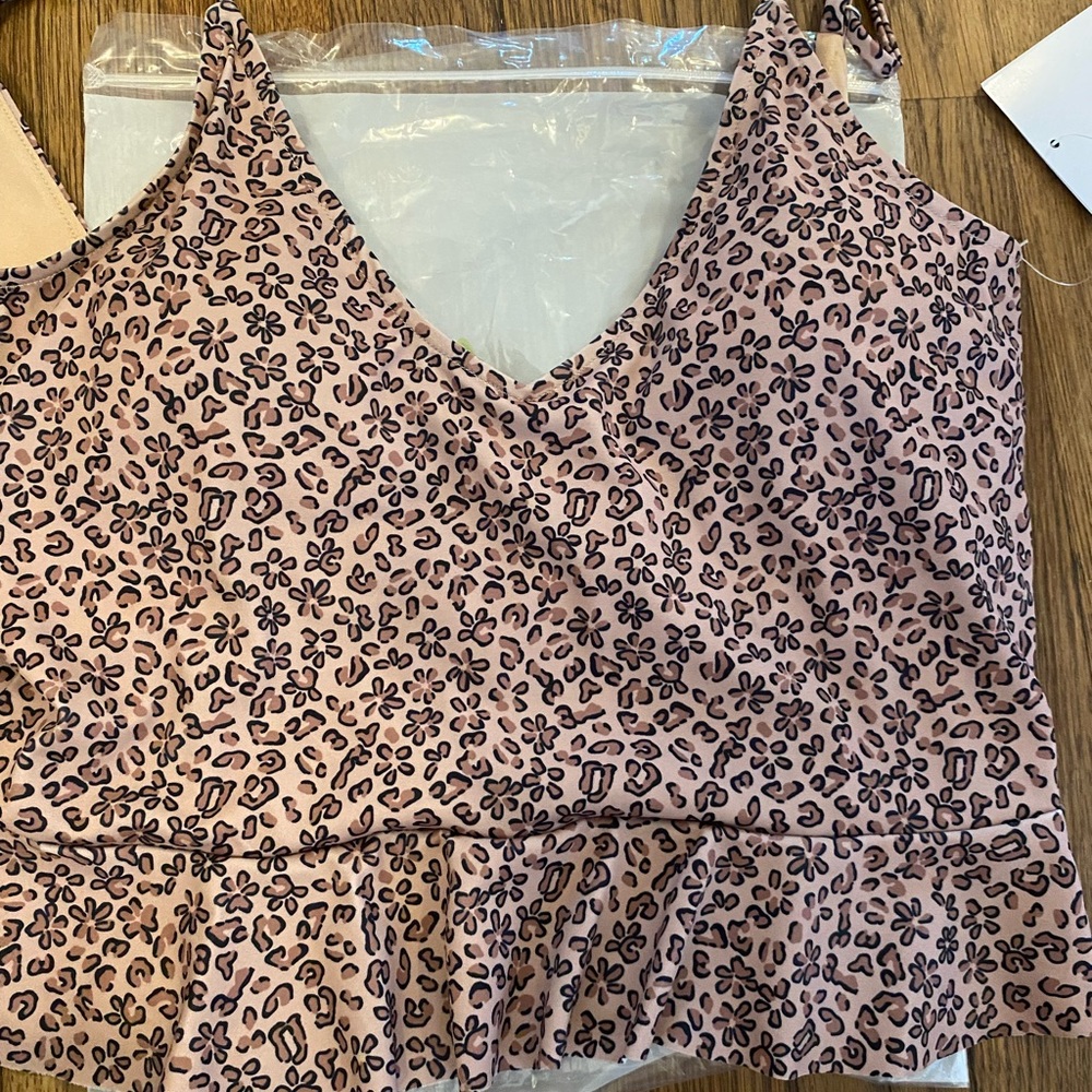 KORTNI JEANE scoop back bikini top Medium